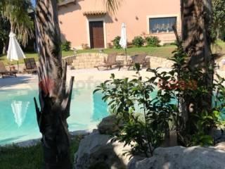 Villa unifamiliare tremmilia, snc, Villaggio Miano, Siracusa