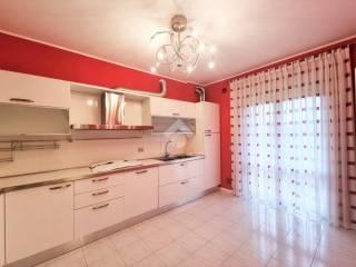 Trilocale via A. De Gasperi 28, Centro, Creazzo — foto 14 di 16