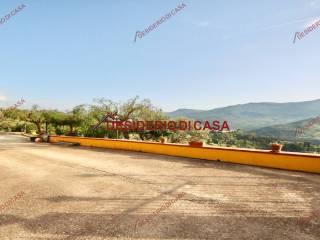 Villa unifamiliare Strada Provinciale Castelluzzese, Pettineo — foto 4 di 35