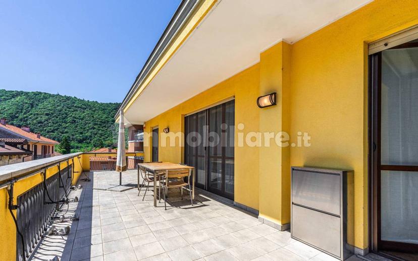 Attico via Luigi Gilodi 12, Centro, Borgosesia — foto 10 di 31