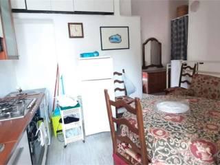Bilocale primo piano, Caminia, Stalettì — foto 6 di 7