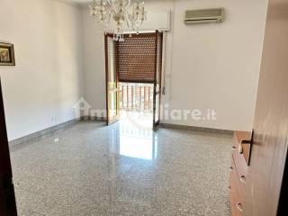 Trilocale via Vittorio Emanuele 250, Centro, Aci Catena — foto 9 di 15