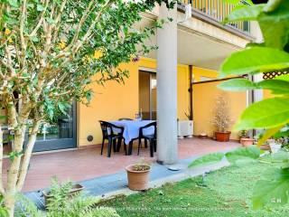 Bilocale via Daniele Comboni 53, Rivoltella, Desenzano del Garda — foto 10 di 15
