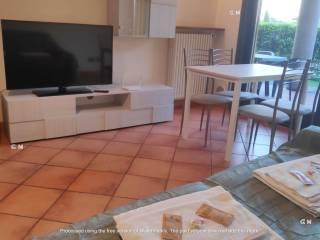 Bilocale via Daniele Comboni 53, Rivoltella, Desenzano del Garda — foto 11 di 15