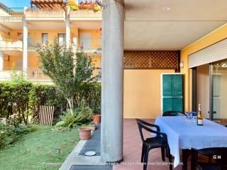 Bilocale via Daniele Comboni 53, Rivoltella, Desenzano del Garda — foto 15 di 15