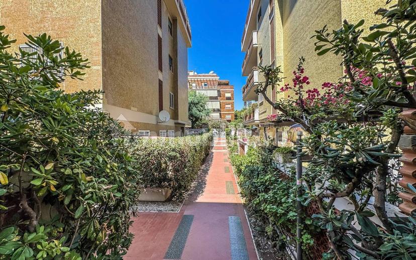 Trilocale via delle Quinqueremi, Ostia Levante, Roma