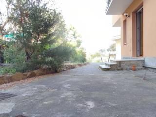 Appartamento via Dodecaneso, Albaro, Genova