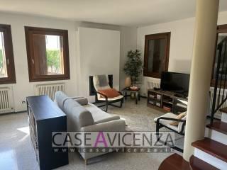 Villa unifamiliare via Roma 21, Centro, Camisano Vicentino — foto 12 di 33