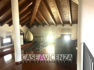Villa unifamiliare via Roma 21, Centro, Camisano Vicentino — foto 3 di 33