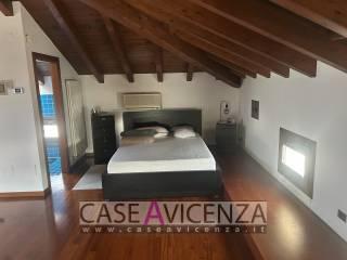 Villa unifamiliare via Roma 21, Centro, Camisano Vicentino — foto 20 di 33