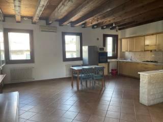 Trilocale viale Verona, Centro, Altavilla Vicentina — foto 8 di 15