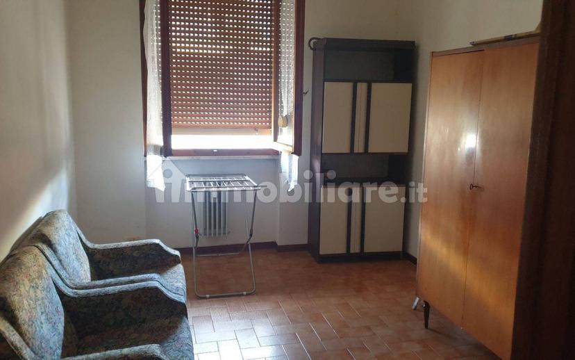 Stanza singola via Francesco Cilea 1, Pistoia — foto 6 di 9