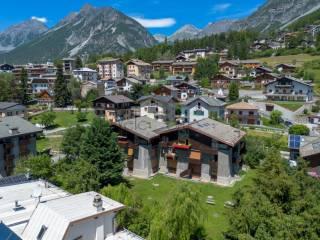 Trilocale via Antonio Negri 4, Centro, Bormio — foto 6 di 24