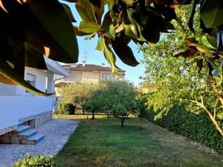 Villa bifamiliare via Lussemburgo 8, Centro, Sabaudia — foto 16 di 18