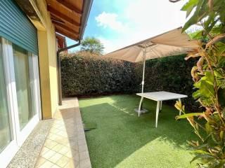 Trilocale via Provinciale 71c, Mornago — foto 2 di 36