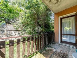 Trilocale Contrada Zambelli 7, Centro, Cerro Veronese — foto 13 di 14