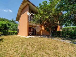 Trilocale Contrada Zambelli 7, Centro, Cerro Veronese — foto 10 di 14