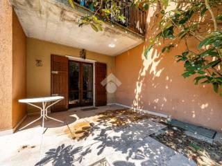 Trilocale Contrada Zambelli 7, Centro, Cerro Veronese — foto 4 di 14