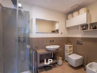 Appartamento viale De Angeli 44, Laveno, Laveno-Mombello — foto 33 di 36