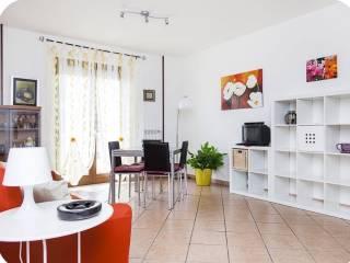 Stanza doppia via Gino Bramieri 7, Lecce