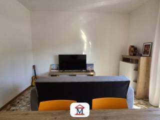 Appartamento via Giuseppe Parini, Valverde, Bergamo — foto 12 di 17