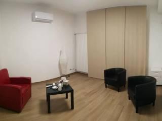Stanza singola via Parma 4, Carrara — foto 4 di 4