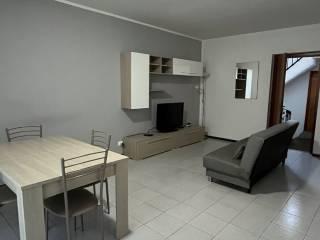 Trilocale via Pietro Custodi 9, Galliate — foto 3 di 9