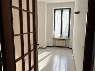 Trilocale via Pietro Custodi 9, Galliate — foto 8 di 9