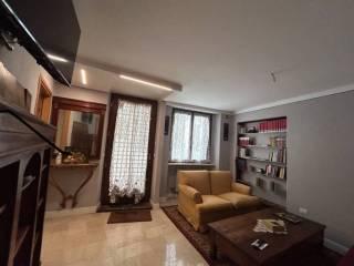 Appartamento piazza Roma 12, Centro, Ono San Pietro — foto 9 di 13