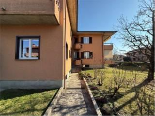 Trilocale ottimo stato, Centro, Luisago — foto 29 di 38