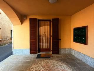Bilocale via Isonzo, Centro, Casciago — foto 2 di 8