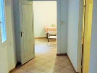 Quadrilocale via Giuseppe Petroni 19, San Vitale, Bologna