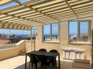 Appartamento in villa via Francesca da Rimini 45, Cava D'aliga, Scicli