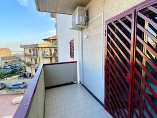 Stanza singola via Napoli 5, Aci Castello — foto 4 di 14