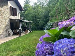 Villa unifamiliare via Ticino Novelli, 24, Centro, Castelletto Sopra Ticino
