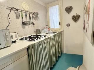 Bilocale via Giovanni Battista Mari 5, Centro Storico, Reggio Emilia — foto 5 di 18