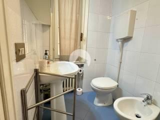 Bilocale via Giovanni Battista Mari 5, Centro Storico, Reggio Emilia — foto 2 di 18