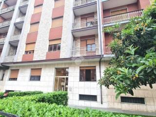 Bilocale via G. Pascoli 43, Centro, Bra