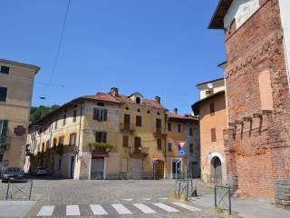 Trilocale Costa del Vernato 16, Centro Storico, Biella — foto 15 di 18