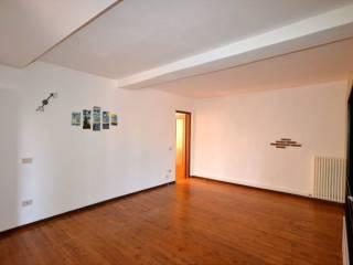Trilocale Costa del Vernato 16, Centro Storico, Biella — foto 9 di 18