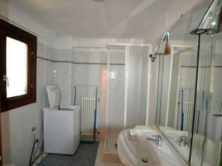 Trilocale Costa del Vernato 16, Centro Storico, Biella — foto 3 di 18