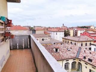 Attico ottimo stato, 76 m², Parco Ducale - Oltretorrente, Parma — foto 12 di 13