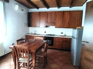 Attico buono stato, 65 m², Eremo, Curtatone — foto 2 di 15