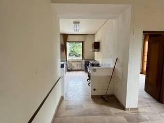 Bilocale via Roma, Centro, Besana in Brianza