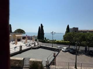 Stanza in affitto in appartamento via Cipani Gian Battista 20, Gardone Riviera — foto 10 di 12