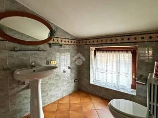 Bilocale via del Lanico 182, Malegno — foto 5 di 10