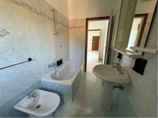 Bilocale via Varese, 30, Castelnuovo Bozzente — foto 11 di 22