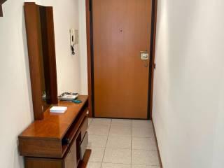 Trilocale via Friuli 23, Centro, Lomazzo — foto 9 di 24