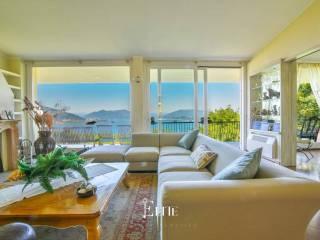 Villa unifamiliare via Moncalvo, Meina — foto 2 di 44