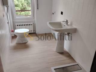 Trilocale buono stato, terzo piano, Induno Olona — foto 11 di 25